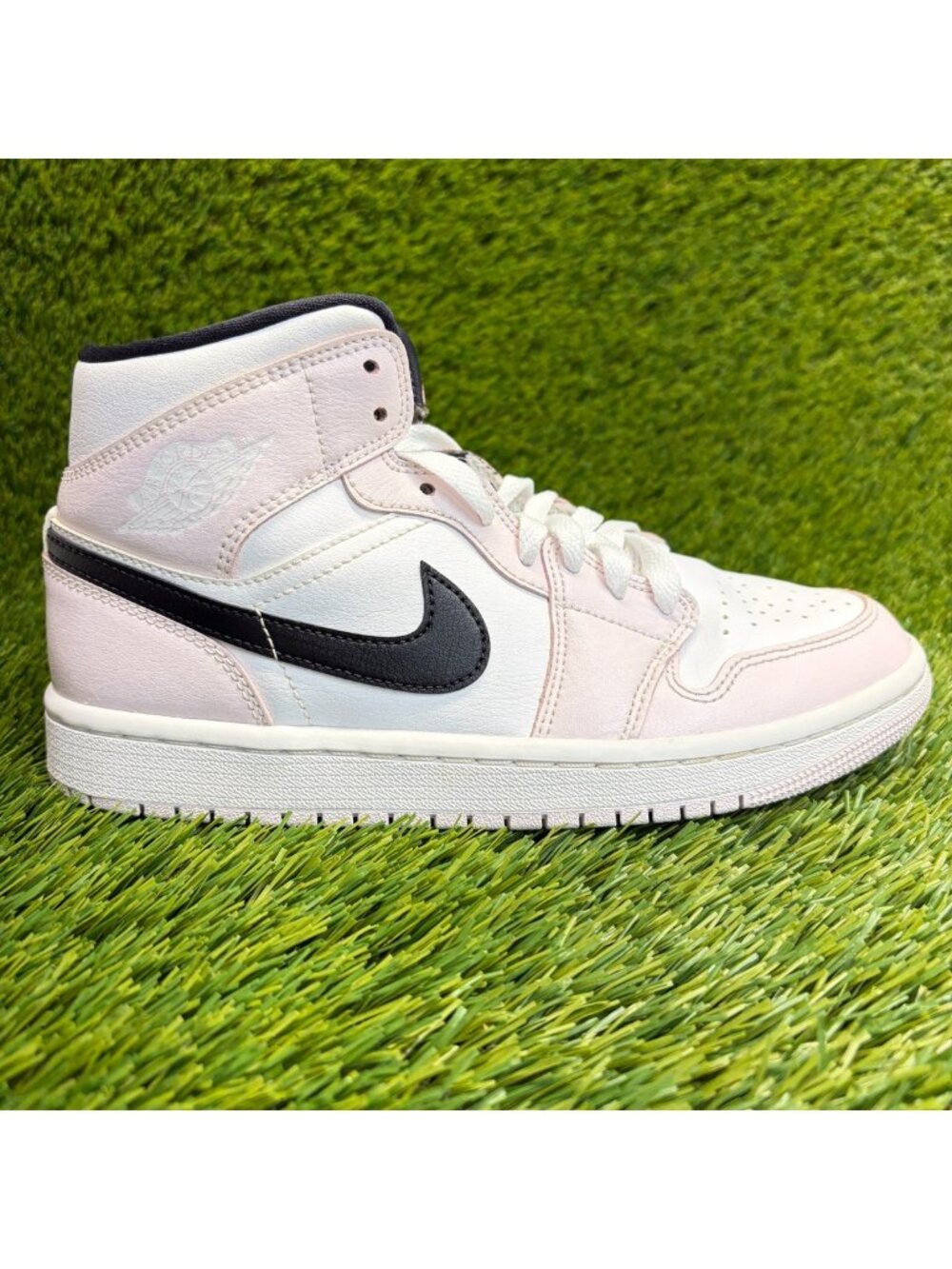 Nike Air Jordan 1 Mid Womens Size 6.5 White Pink Athletic Leather Shoes Sneakers